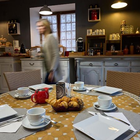 Hotel Restaurant Vertfeuille Арк-е-Сенон Екстериор снимка