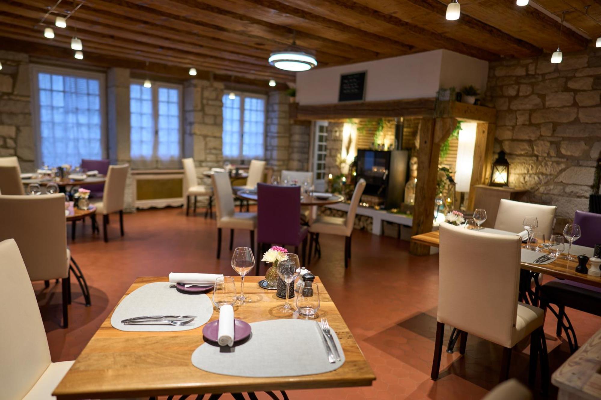 Hotel Restaurant Vertfeuille Арк-е-Сенон Екстериор снимка